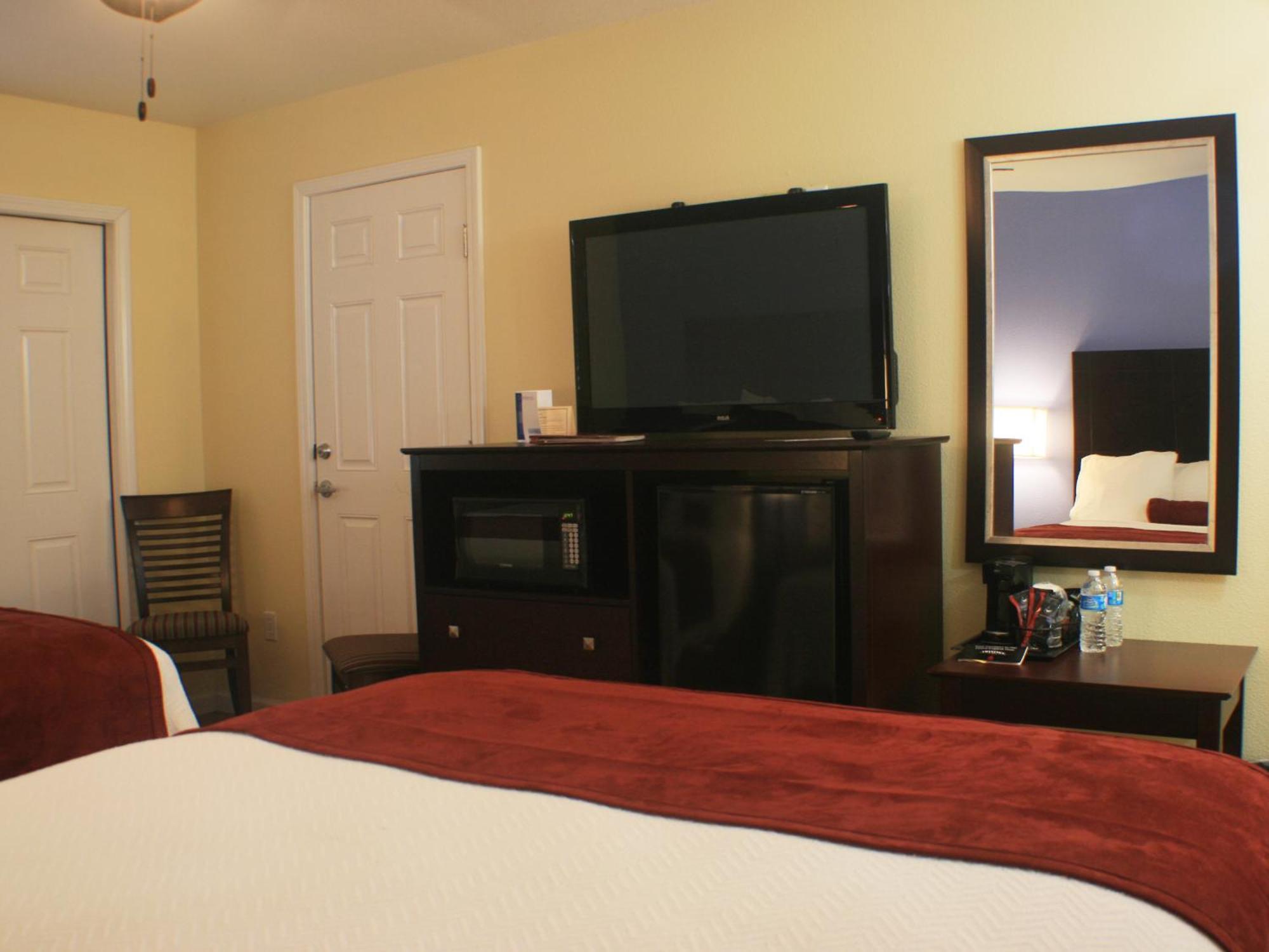 Ocean Village Inn 3*